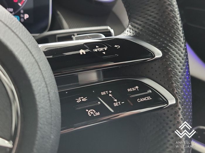 Mercedes-Benz GLC 2023