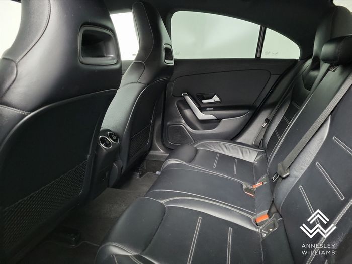 Mercedes-Benz CLA 2022