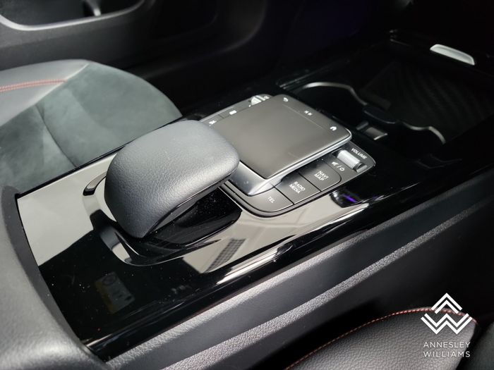 Mercedes-Benz CLA 2023