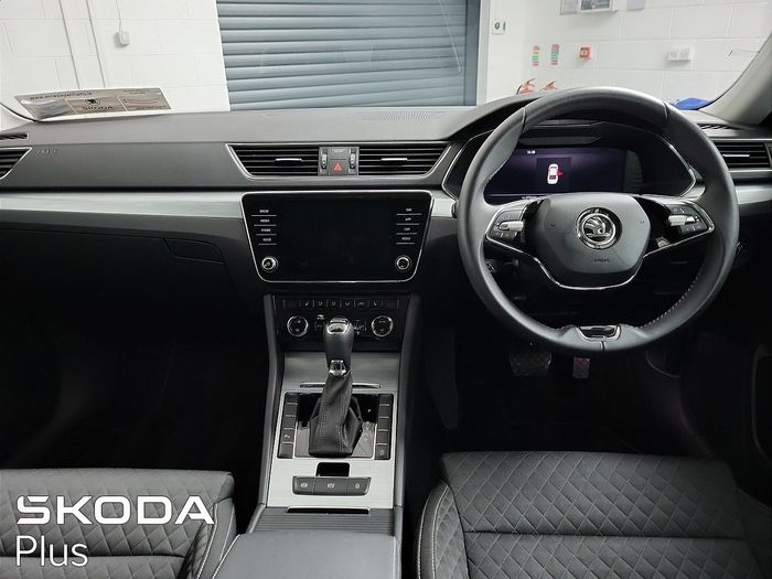 Skoda Superb 2025