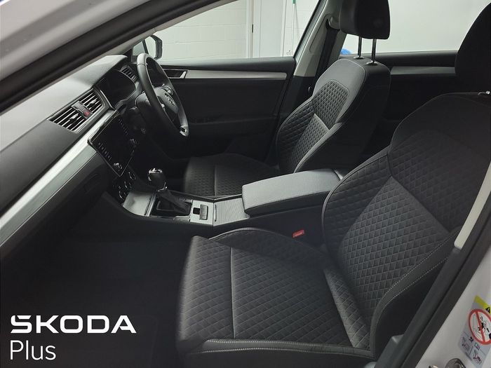 Skoda Superb 2025