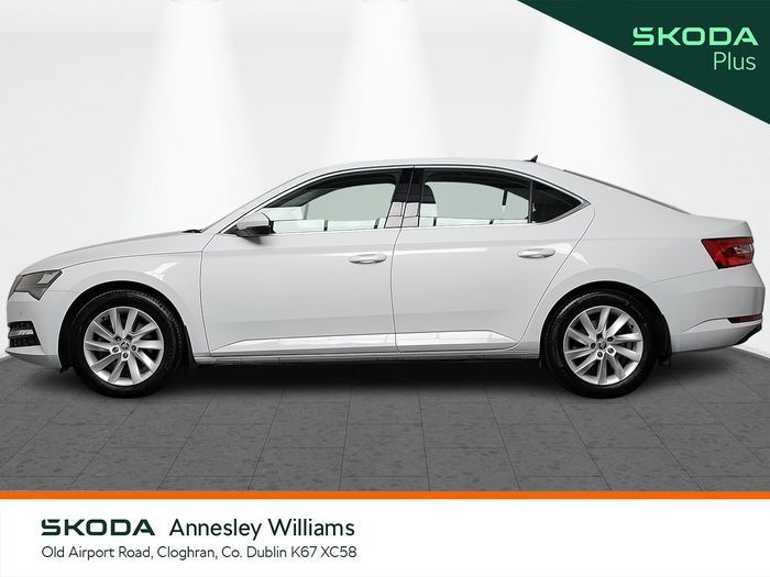 Skoda Superb 2025