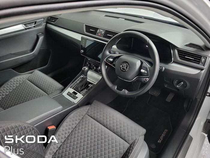 Skoda Superb 2025