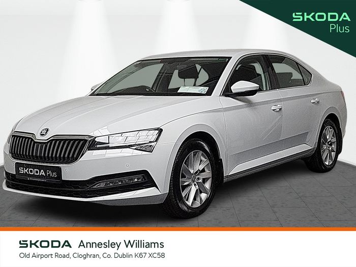 Skoda Superb 2025
