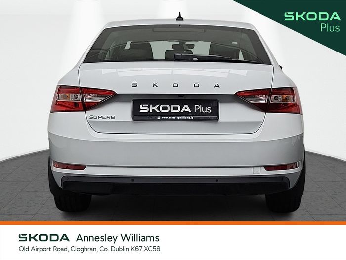 Skoda Superb 2025