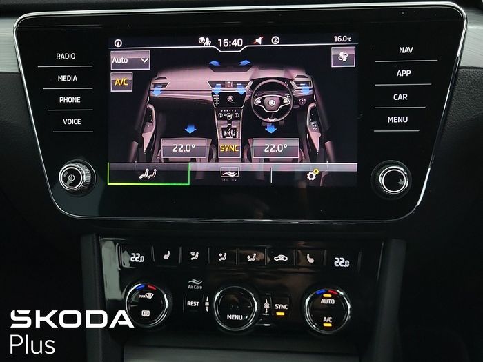 Skoda Superb 2025