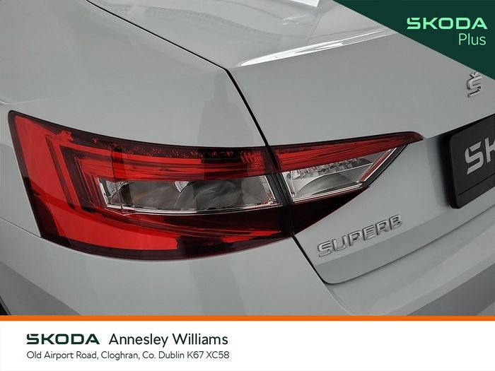 Skoda Superb 2025