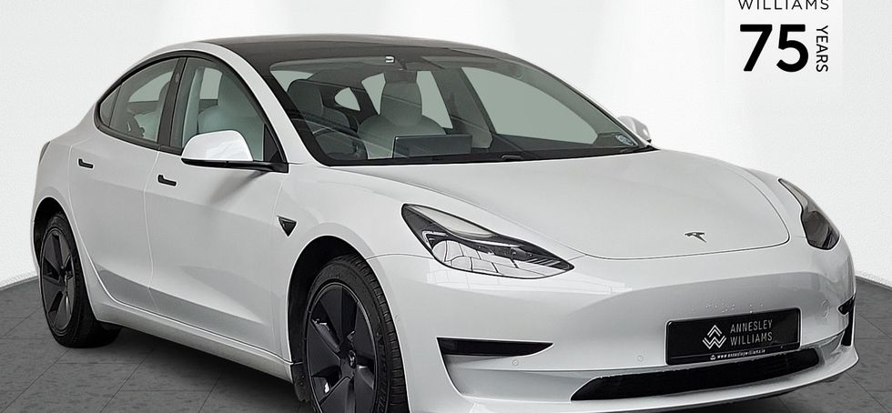 Tesla Model 3 2022