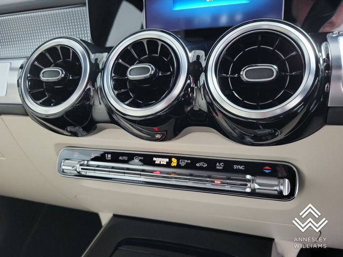 Mercedes-Benz GLB 2020