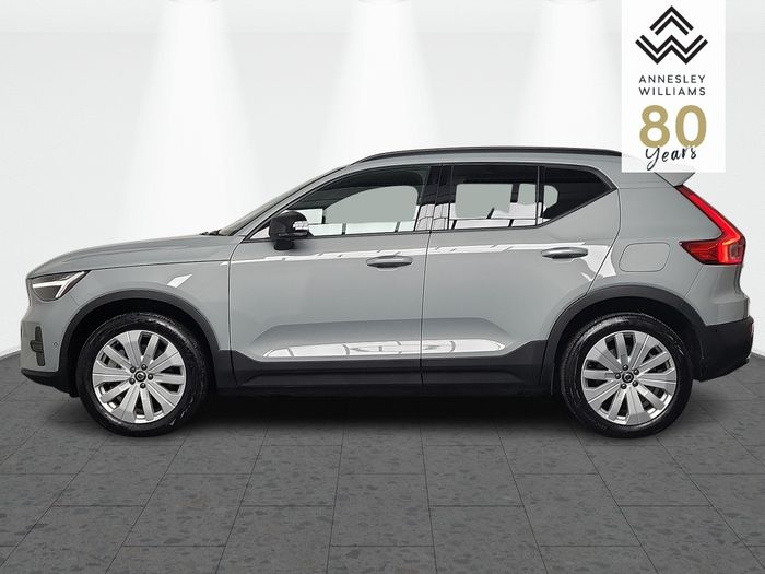 Volvo EX40 2026