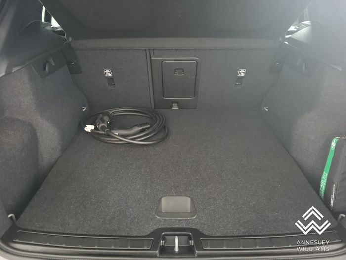 Volvo EX40 2026