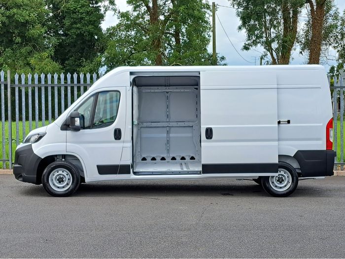 Opel Movano 2026