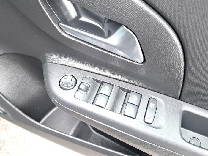 Opel Corsa 2025