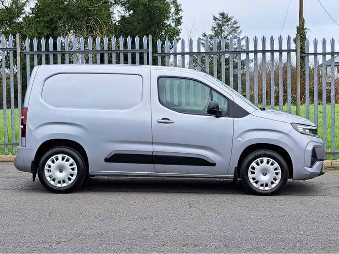 Opel Combo 2025