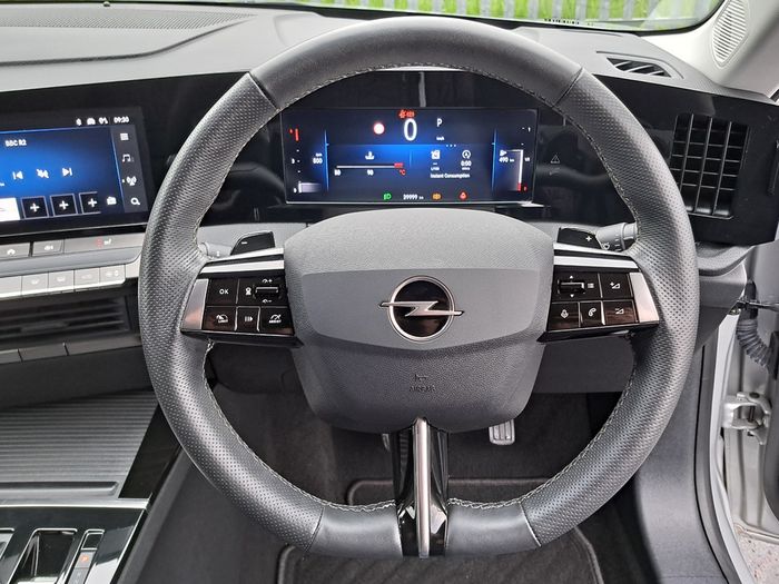 Opel Astra 2025