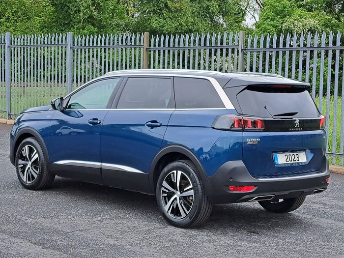 Peugeot 5008 2023