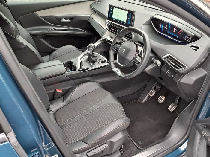 Peugeot 5008 2023