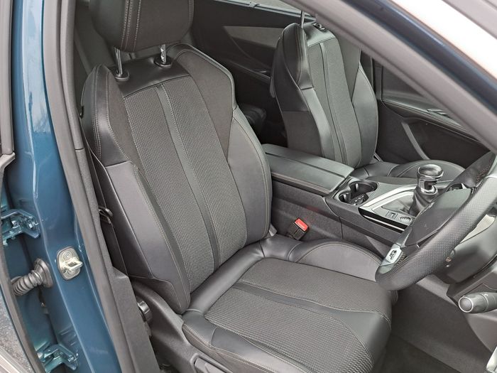 Peugeot 5008 2023