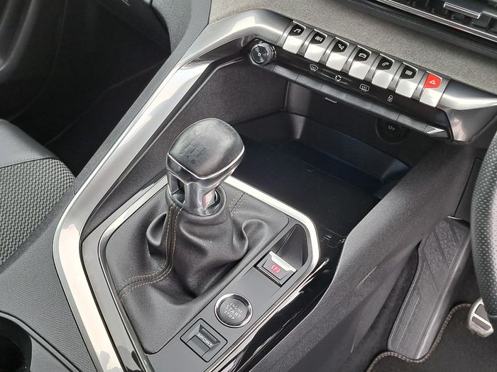 Peugeot 5008 2023