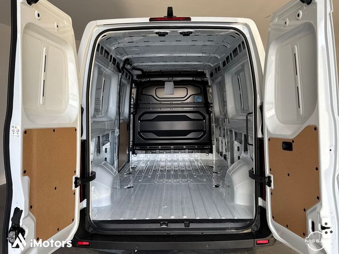 Nissan Interstar 2026