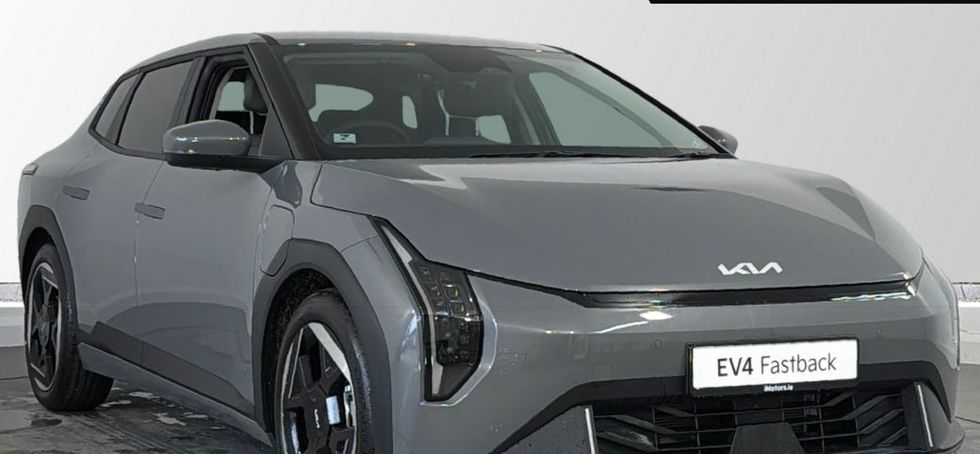 Kia EV4 2026