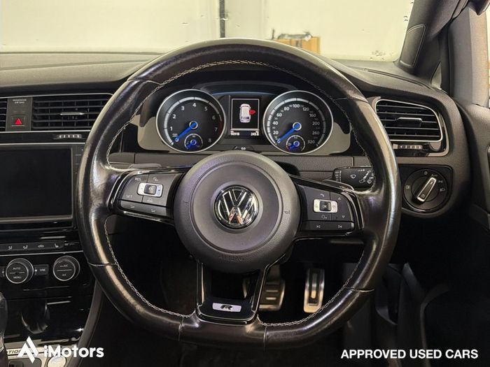 Volkswagen Golf 2016