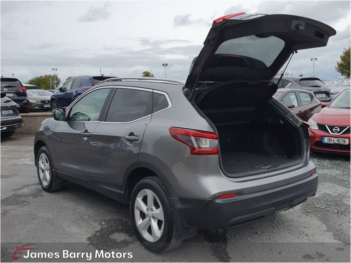 Nissan QASHQAI 2018