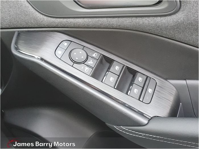 Nissan QASHQAI 2025