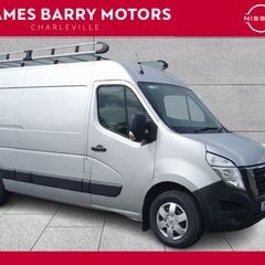 Nissan NV400 2021