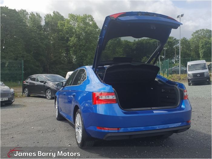 Skoda Superb 2023