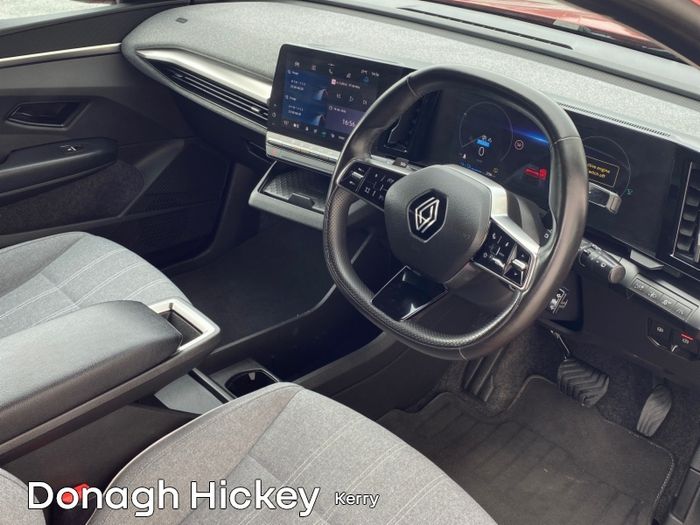 Renault Megane E-Tech 2023