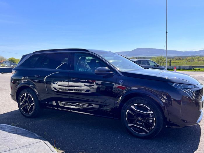 Peugeot 5008 2025