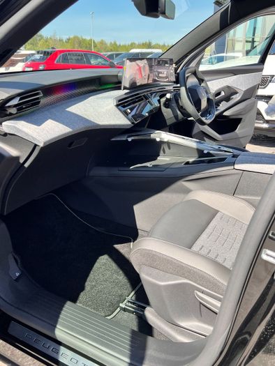 Peugeot 5008 2025