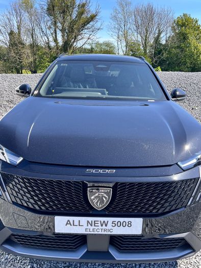 Peugeot 5008 2025