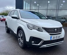 Peugeot 5008 2020