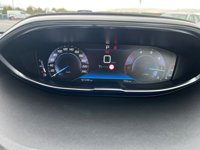 Peugeot 5008 2020