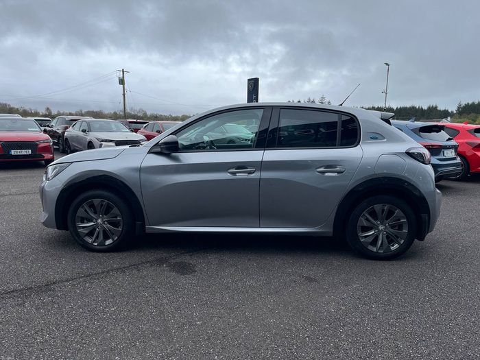Peugeot 208 2023