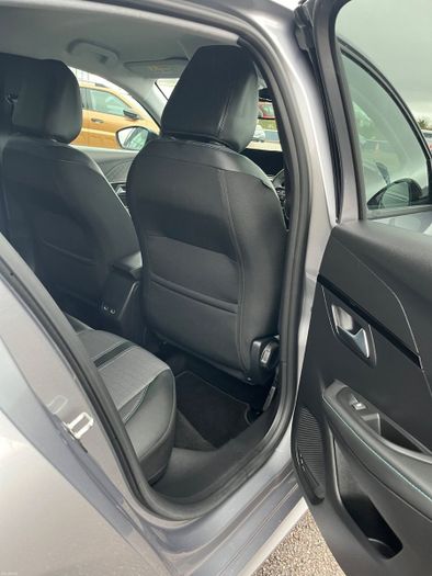Peugeot 208 2023