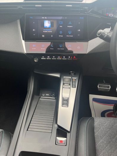 Peugeot 408 2025