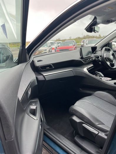Peugeot 3008 2022