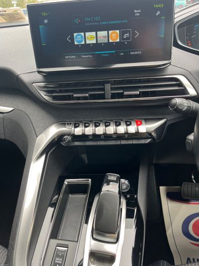 Peugeot 3008 2022