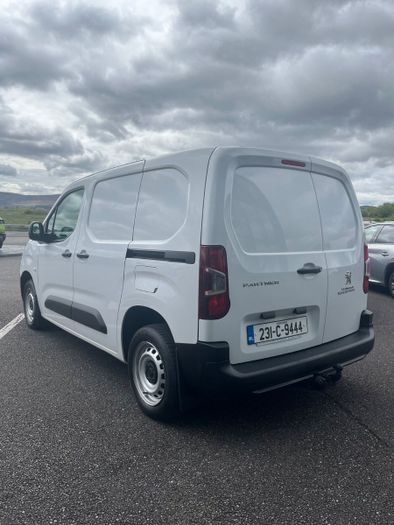 Peugeot Partner 2023