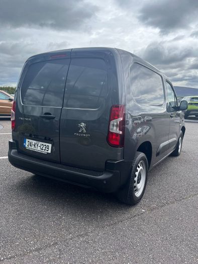 Peugeot Partner 2024