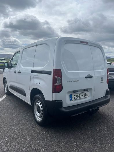 Peugeot Partner 2023