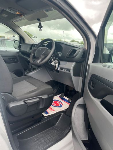 Peugeot Expert 2022