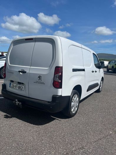 Peugeot Partner 2023