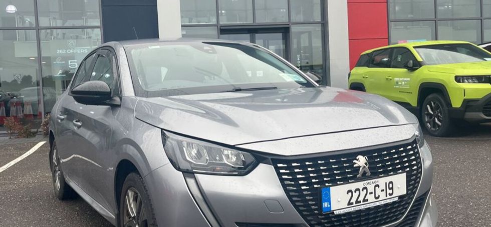 Peugeot 208 2022
