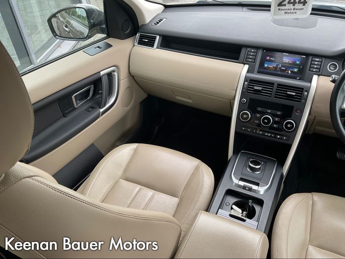 Land Rover Discovery Sport 2017