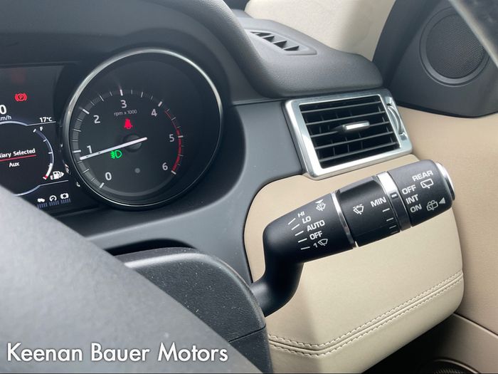Land Rover Discovery Sport 2017