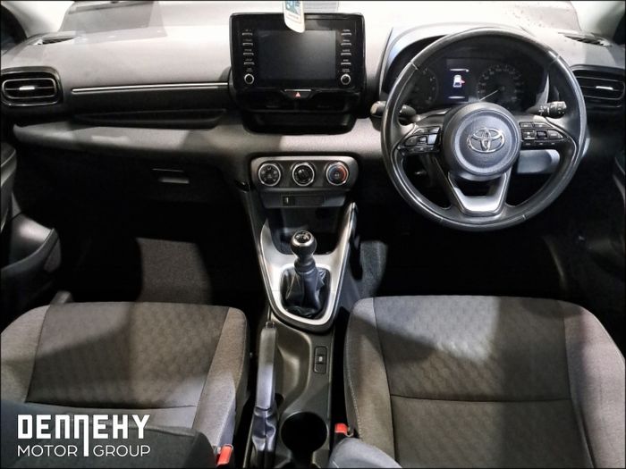 Toyota Yaris 2021